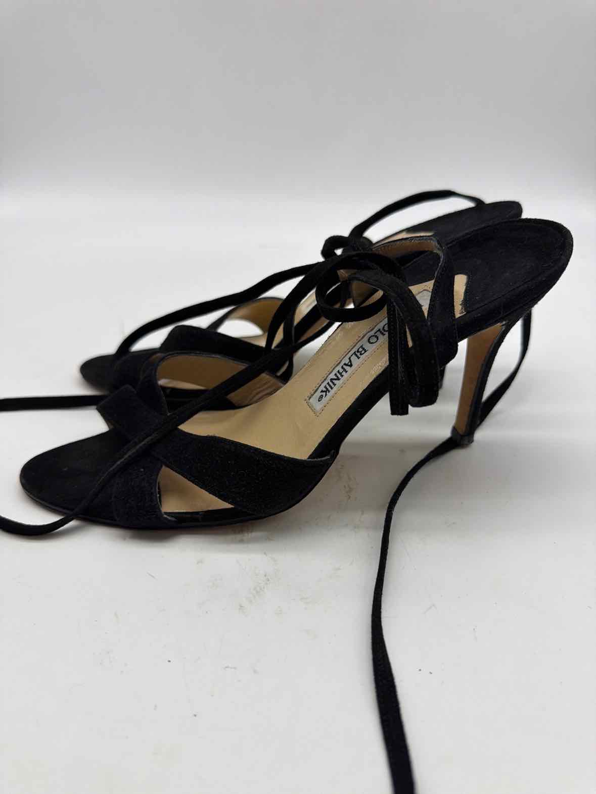 Pre-Owned Manolo Blahnik Black Size 36 Strappy Heels | True Fashionistas.