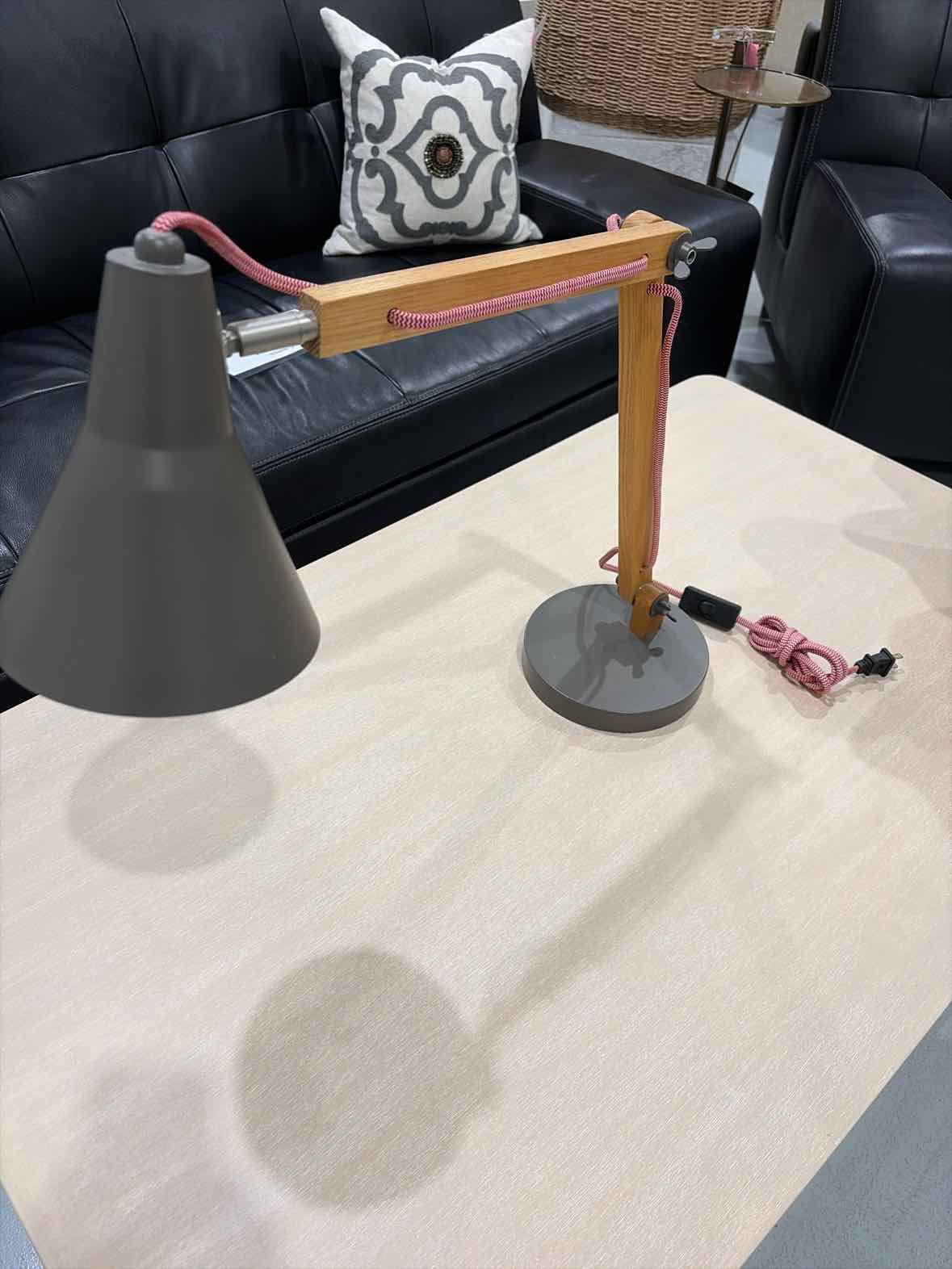 Metal & Wood Desk Accent Lamp | True Fashionistas.