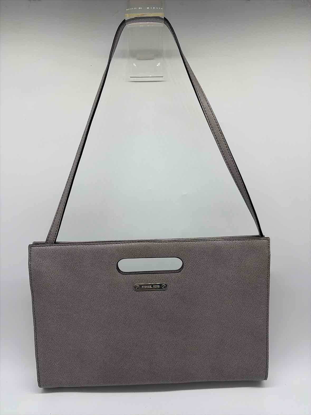 Pre-Owned Michael Kors Grey Shoulder Bag Shoulder Bag | True Fashionistas.