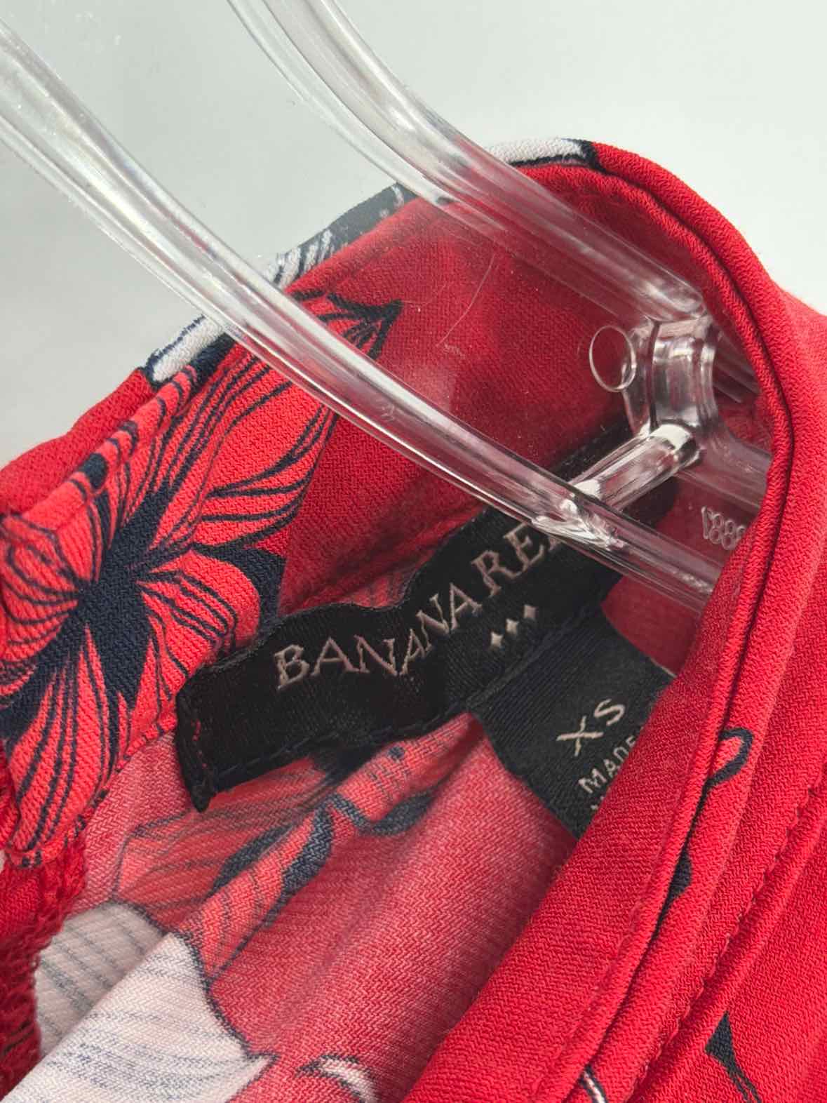 Pre-Owned Banana Republic Red Size XS Tank Top | True Fashionistas.