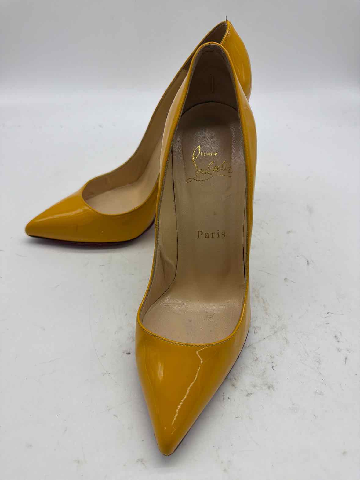 Pre-Owned Christian Louboutin Yellow Size 37 Pump Heels | True Fashionistas.