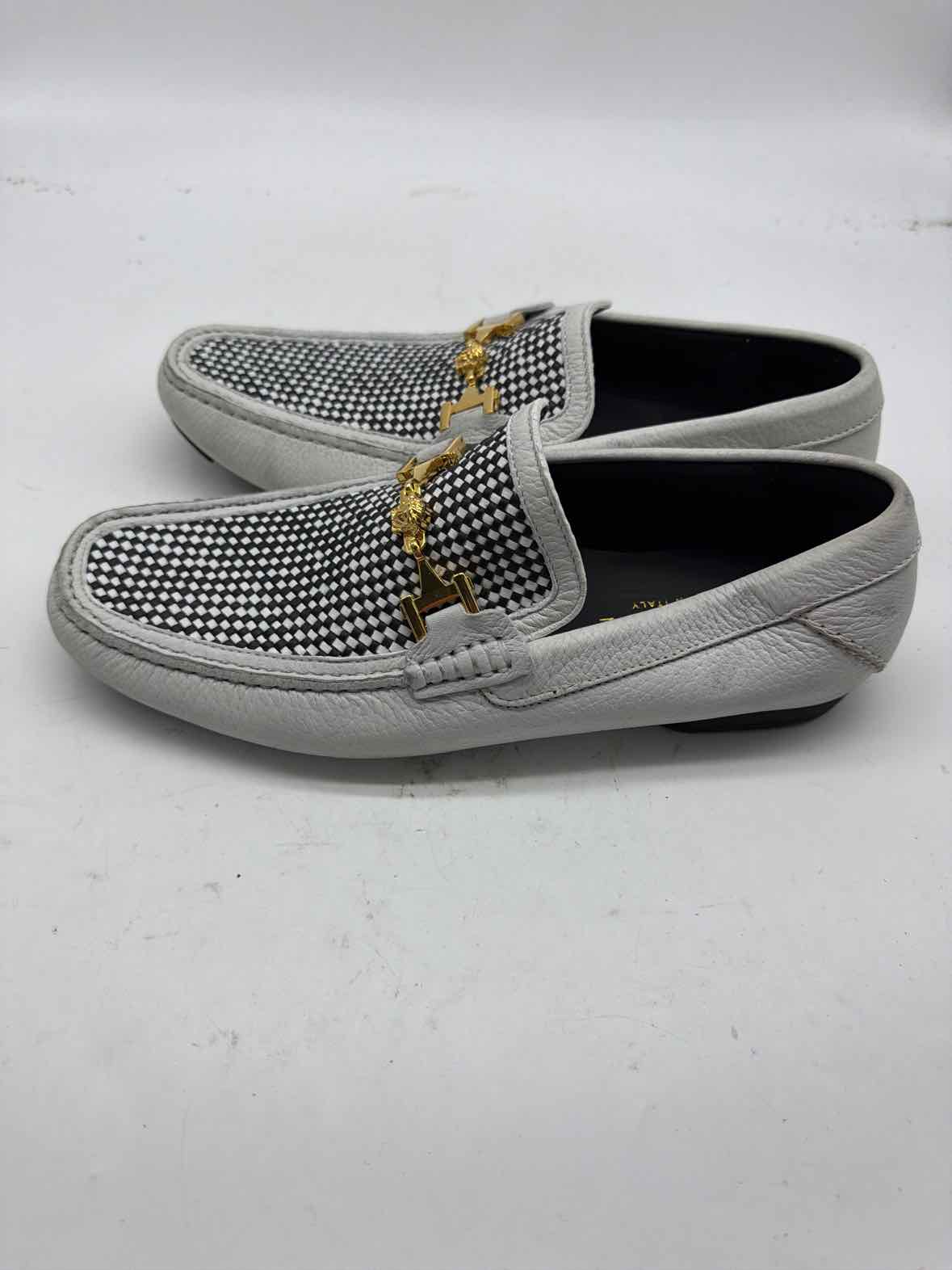 Pre-Owned Versace White 9 Slip On Men's Slip On | True Fashionistas.