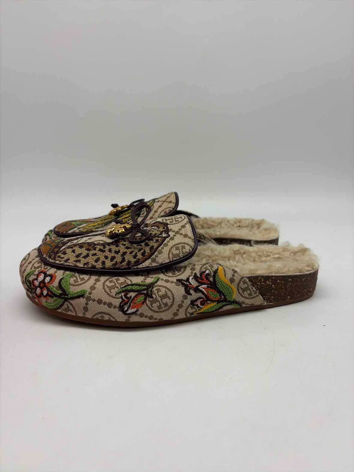 Pre-Owned Tory Burch Tan Size 8.5 Slip On Slippers | True Fashionistas.