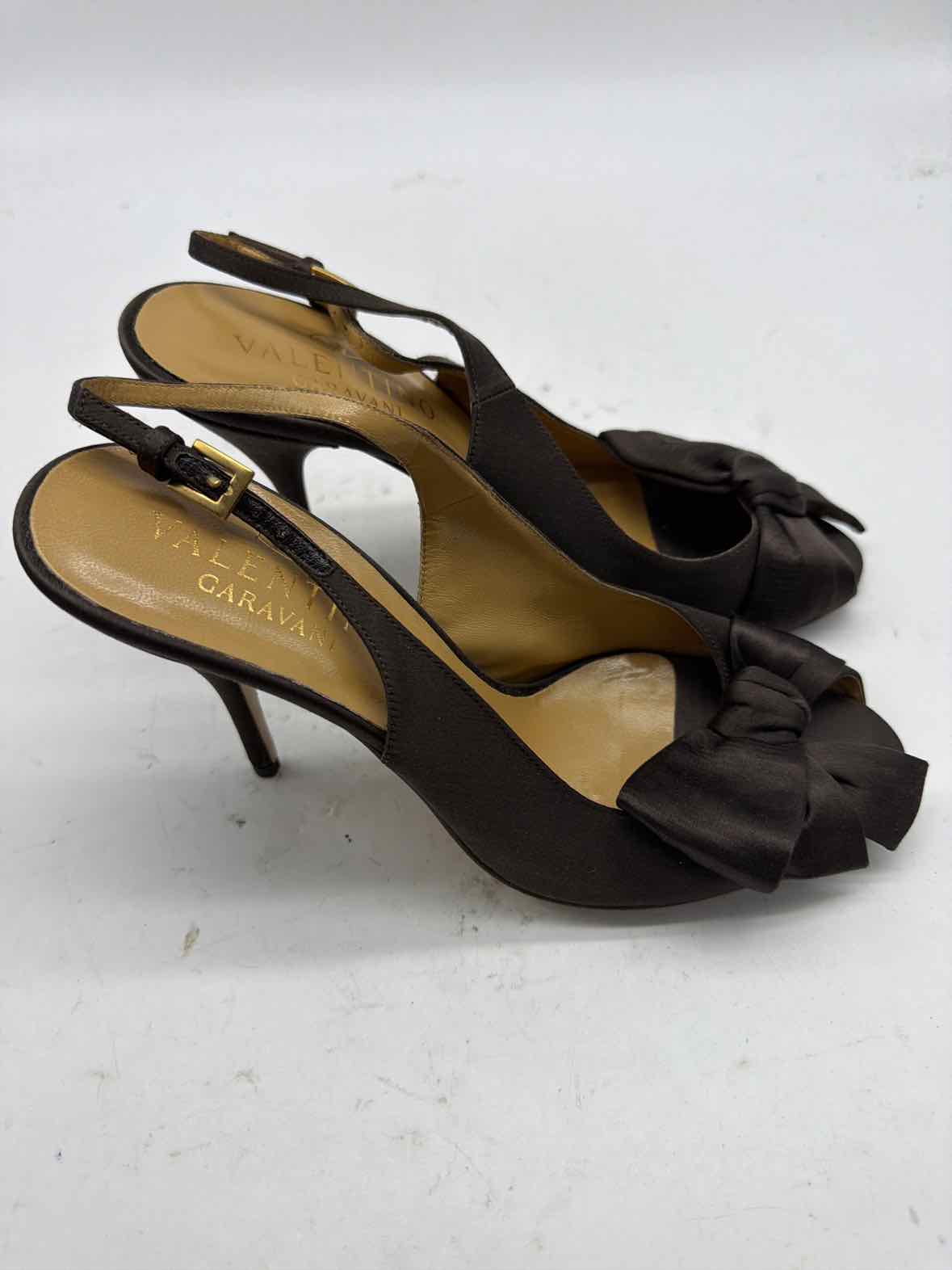 Pre-Owned Valentino Brown Size 7.5 Slingback Heels | True Fashionistas.