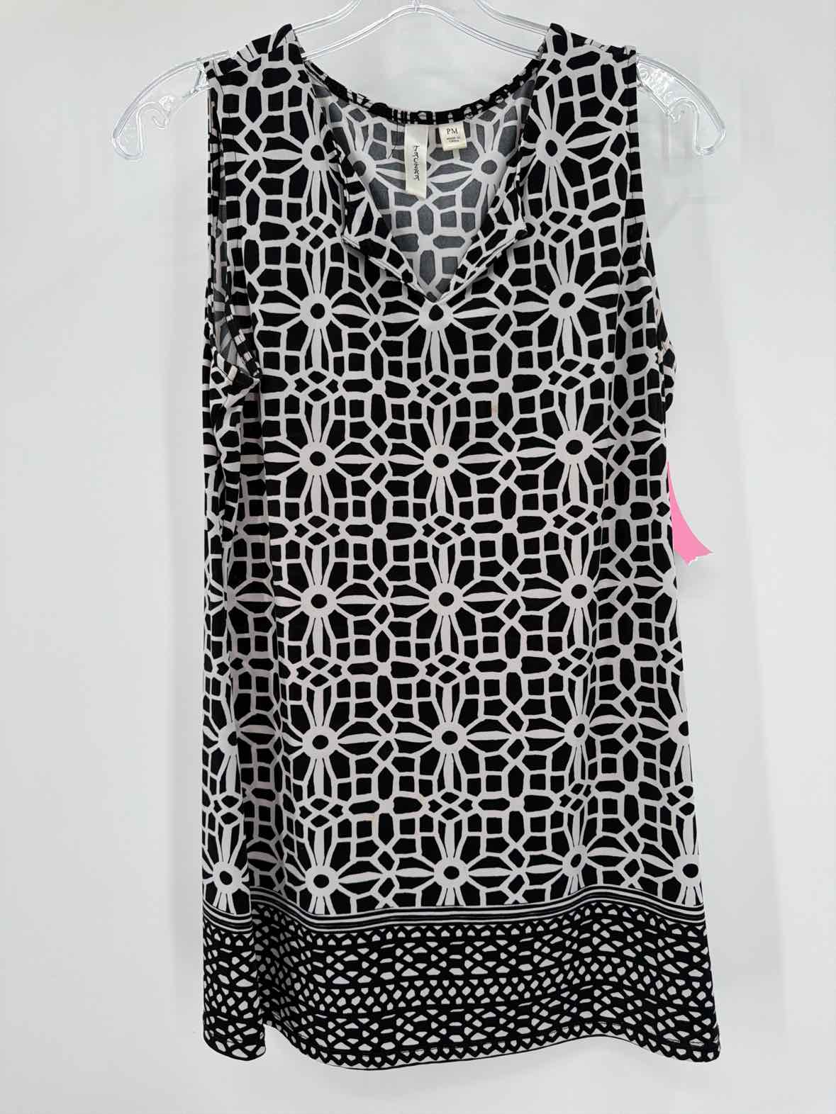 Pre-Owned Tacera Black Size Medium Tank Top | True Fashionistas.