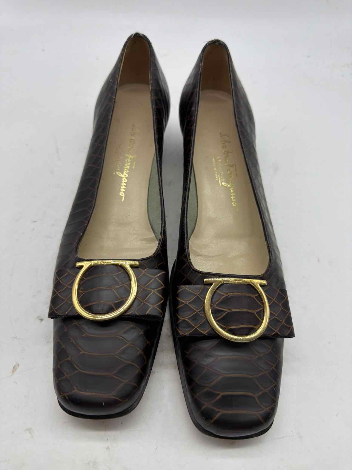 Pre-Owned Salvatore Ferragamo Brown Size 9.5 Block Heel Heels | True Fashionistas.