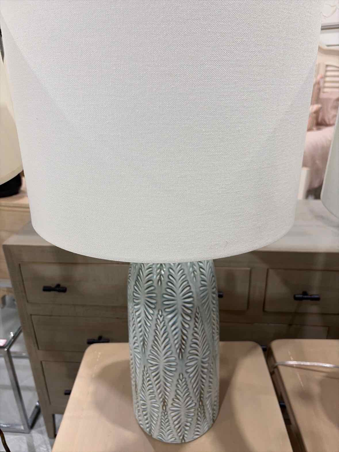 Windham Green Ceramic Accent Lamp | True Fashionistas.