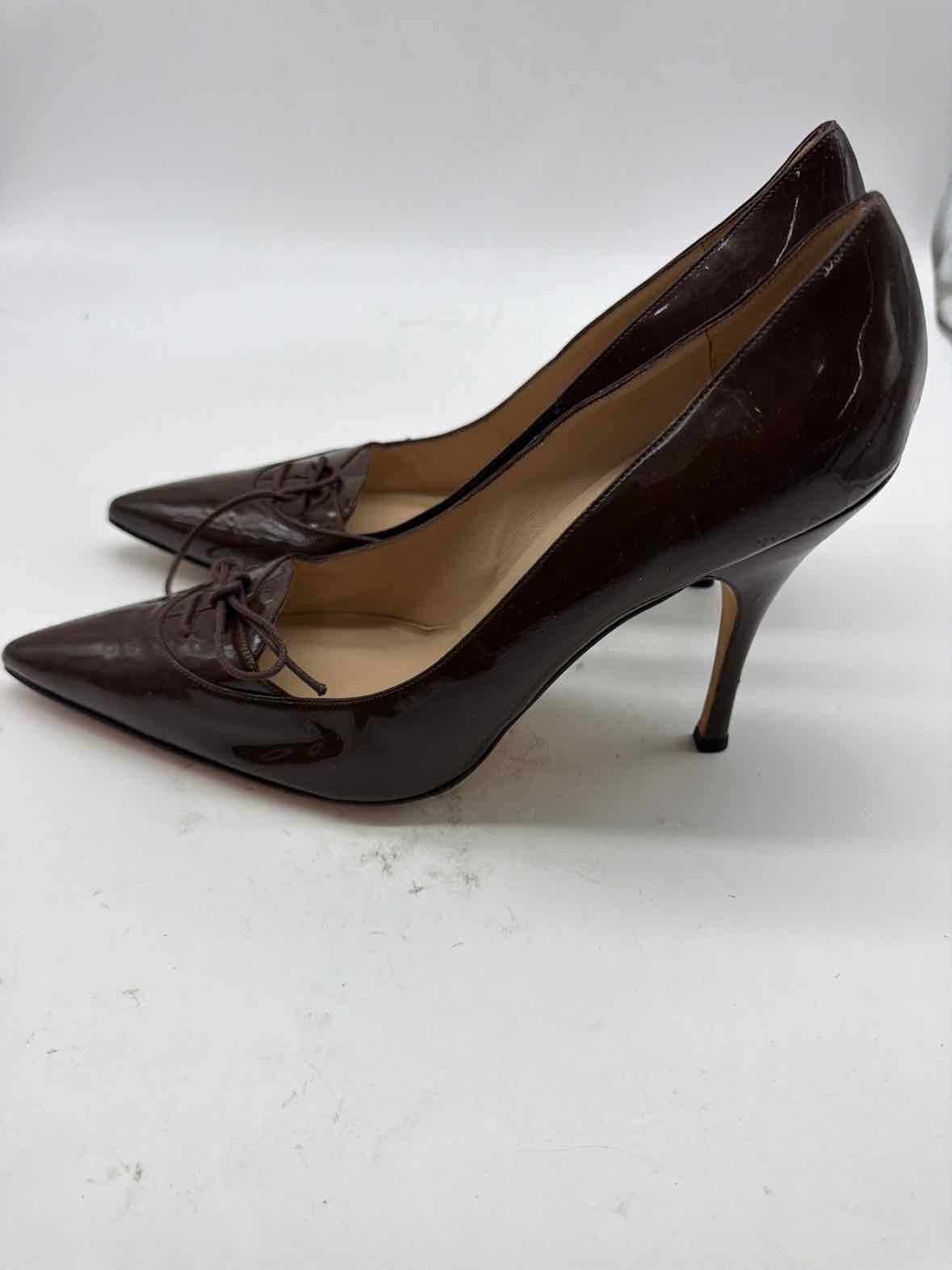 Pre-Owned Manolo Blahnik Brown Size 11 Patent Leather Pump Heels | True Fashionistas.