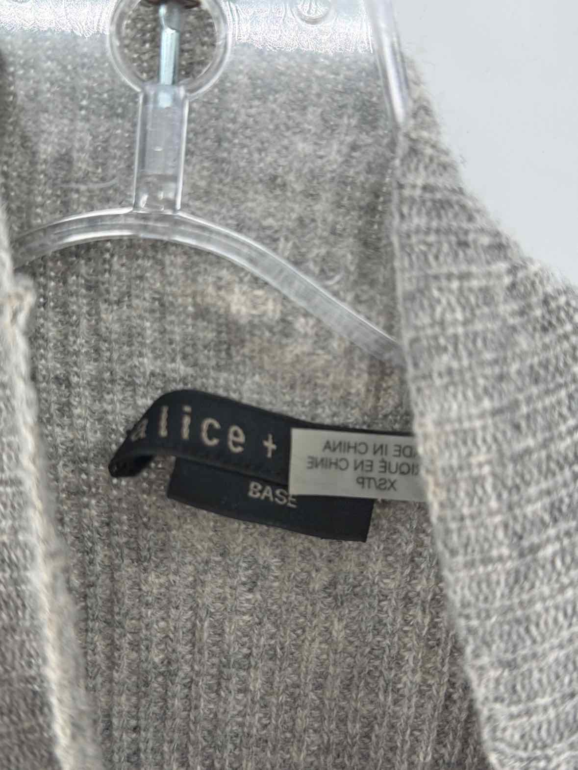 Pre-Owned Alice + Olivia Grey Size XS Knit Tank Top | True Fashionistas.