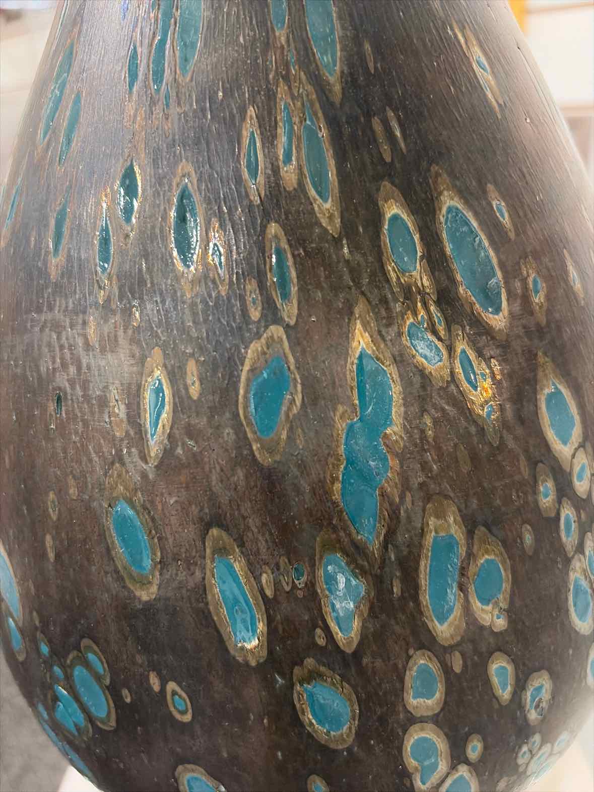 Turquoise And Black Lamp | True Fashionistas.