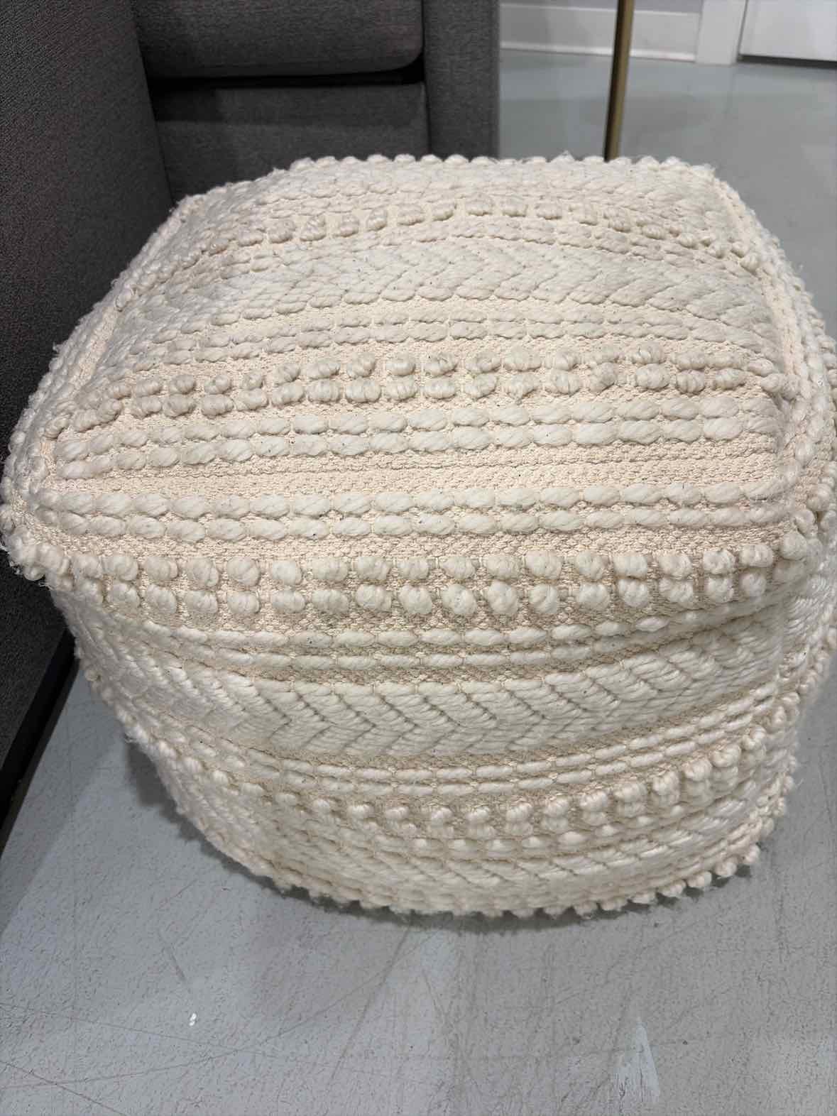 Beige Ottoman | True Fashionistas.