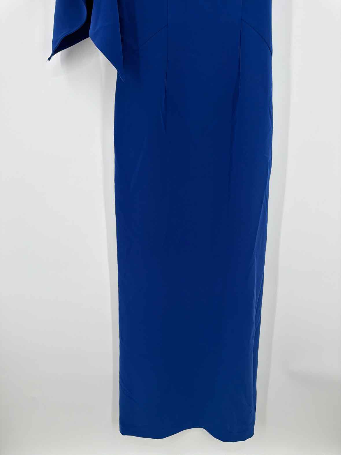 Pre-Owned AQ/AQ Blue Size 0 Long Evening Gown | True Fashionistas.