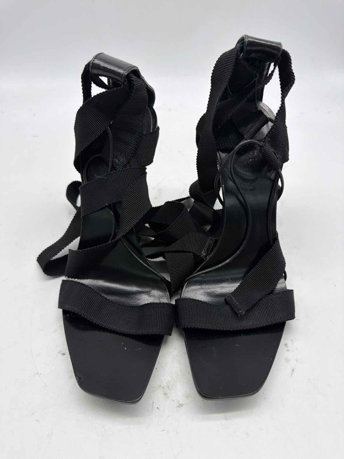 Pre-Owned Gucci Black Size 5 Strappy Heels | True Fashionistas.