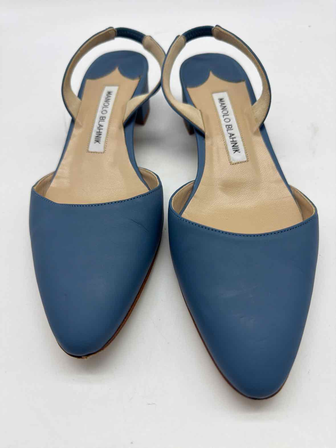 Pre-Owned Manolo Blahnik Blue Size 36.5 Slingback Heels | True Fashionistas.