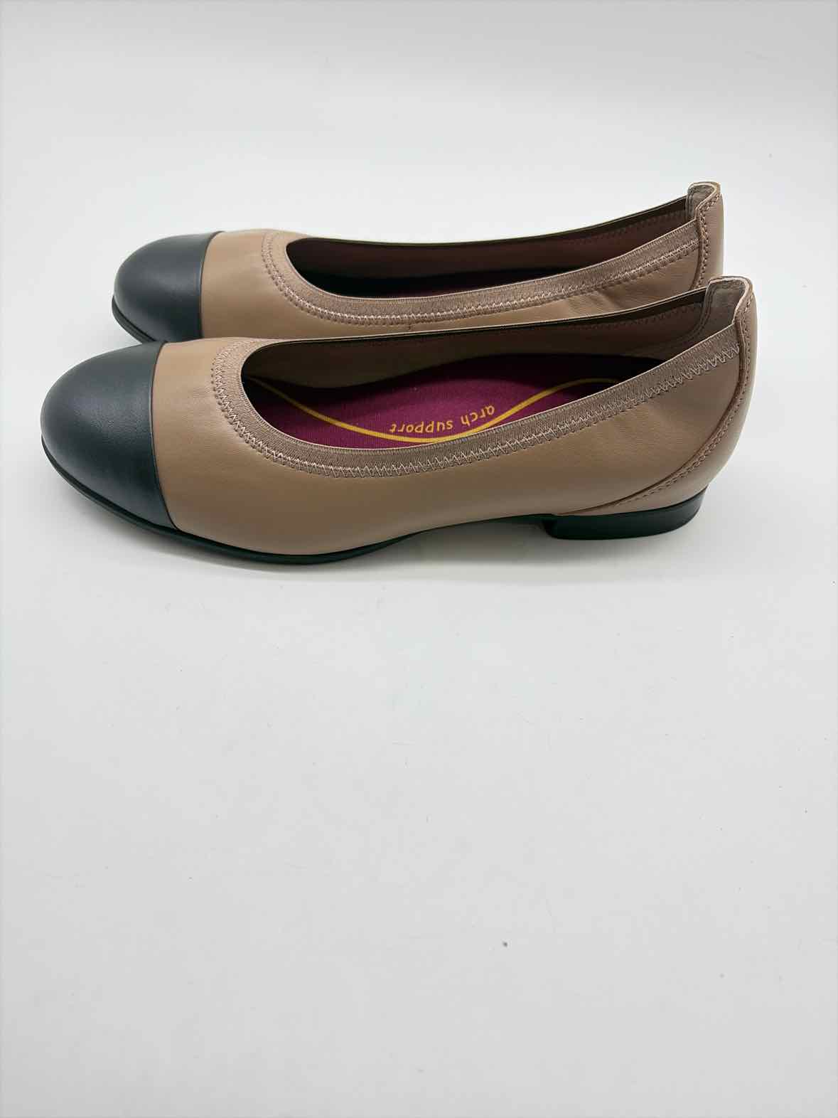 Pre-Owned Munro Brown Size 8 Ballet Flats | True Fashionistas.
