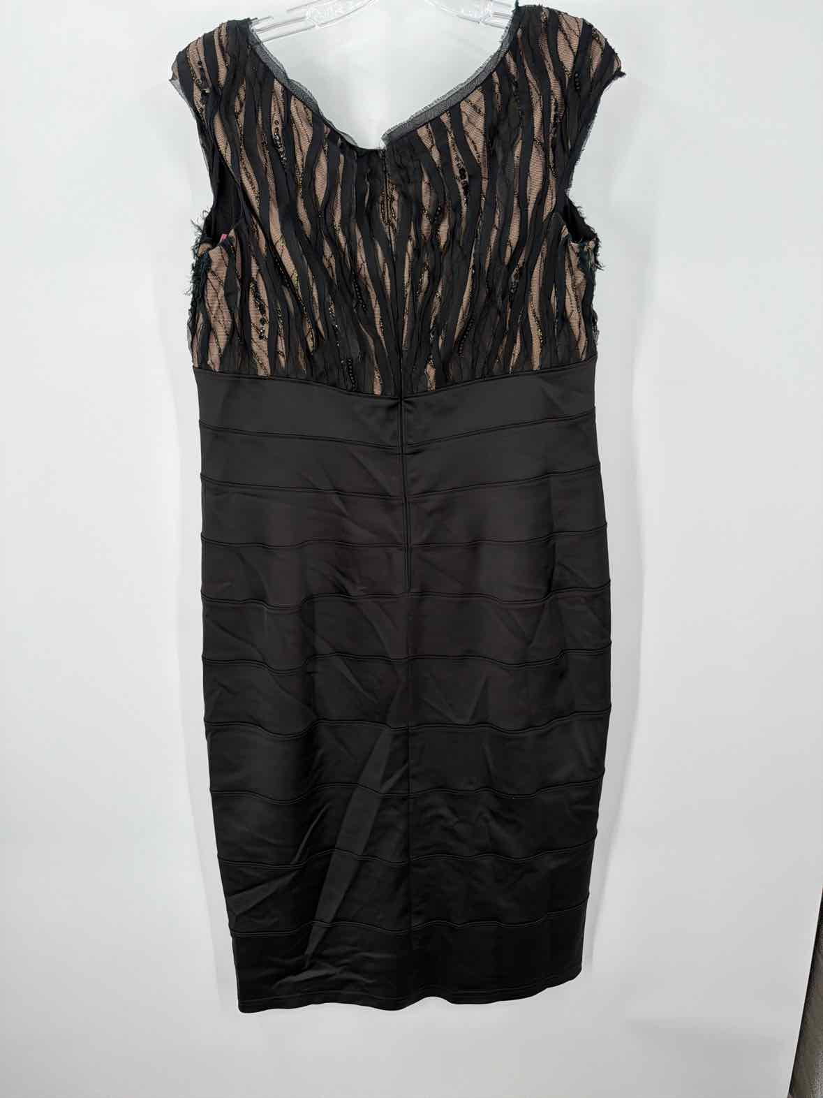 Pre-Owned Tadashi Shoji Black Size 16 Evening Long Evening Gown | True Fashionistas.