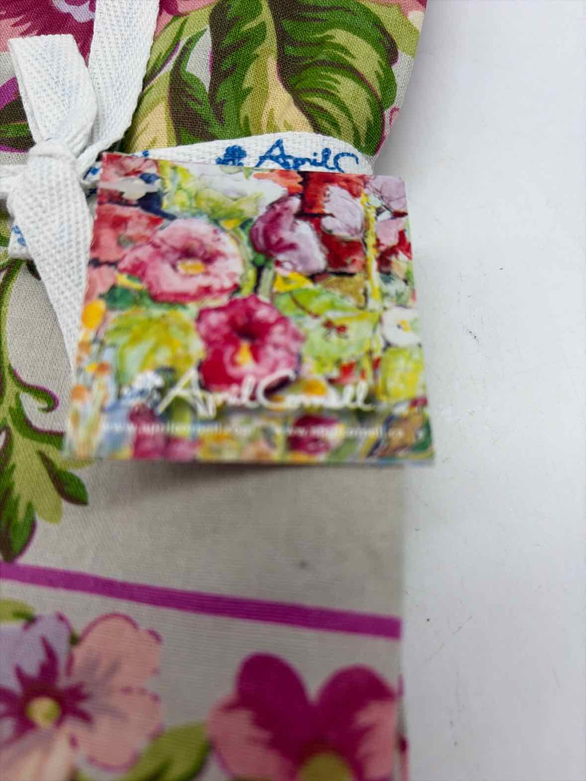 Set Of 4 April Cornell Floral Napkins | True Fashionistas.