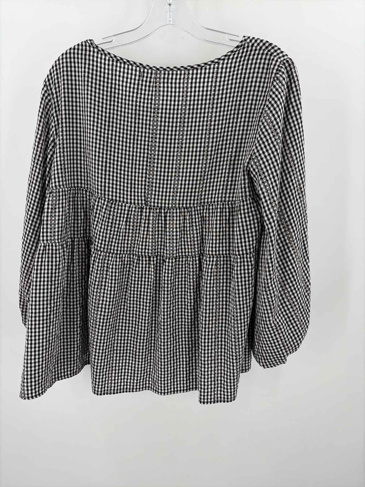 Pre-Owned Max Studio Black Size Medium Long Sleeve Blouse | True Fashionistas.