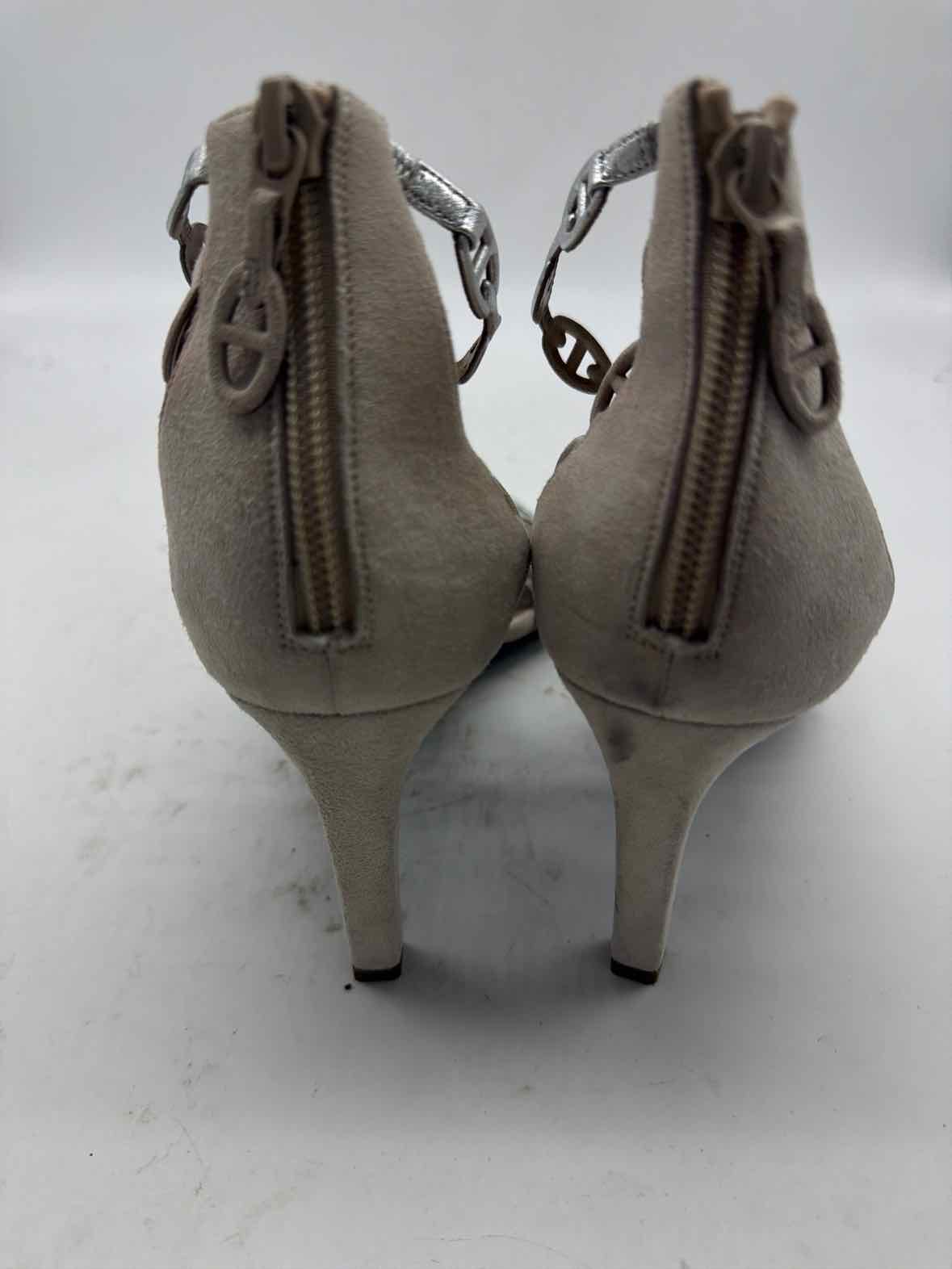 Pre-Owned Hermes Tan Size 39 Strappy Heels | True Fashionistas.