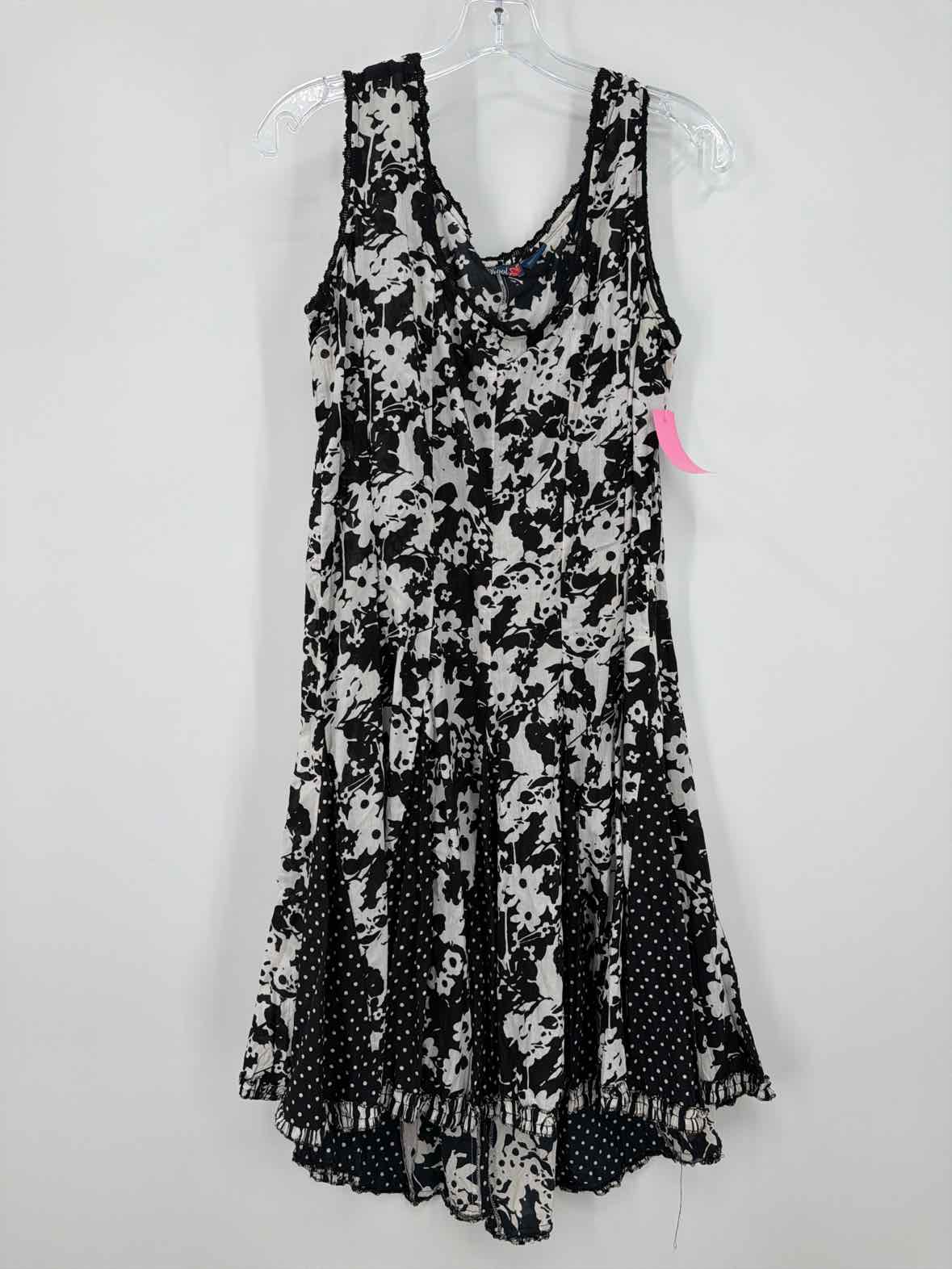 Pre-Owned Phool Black Size Medium Short Sleeveless Dress | True Fashionistas.