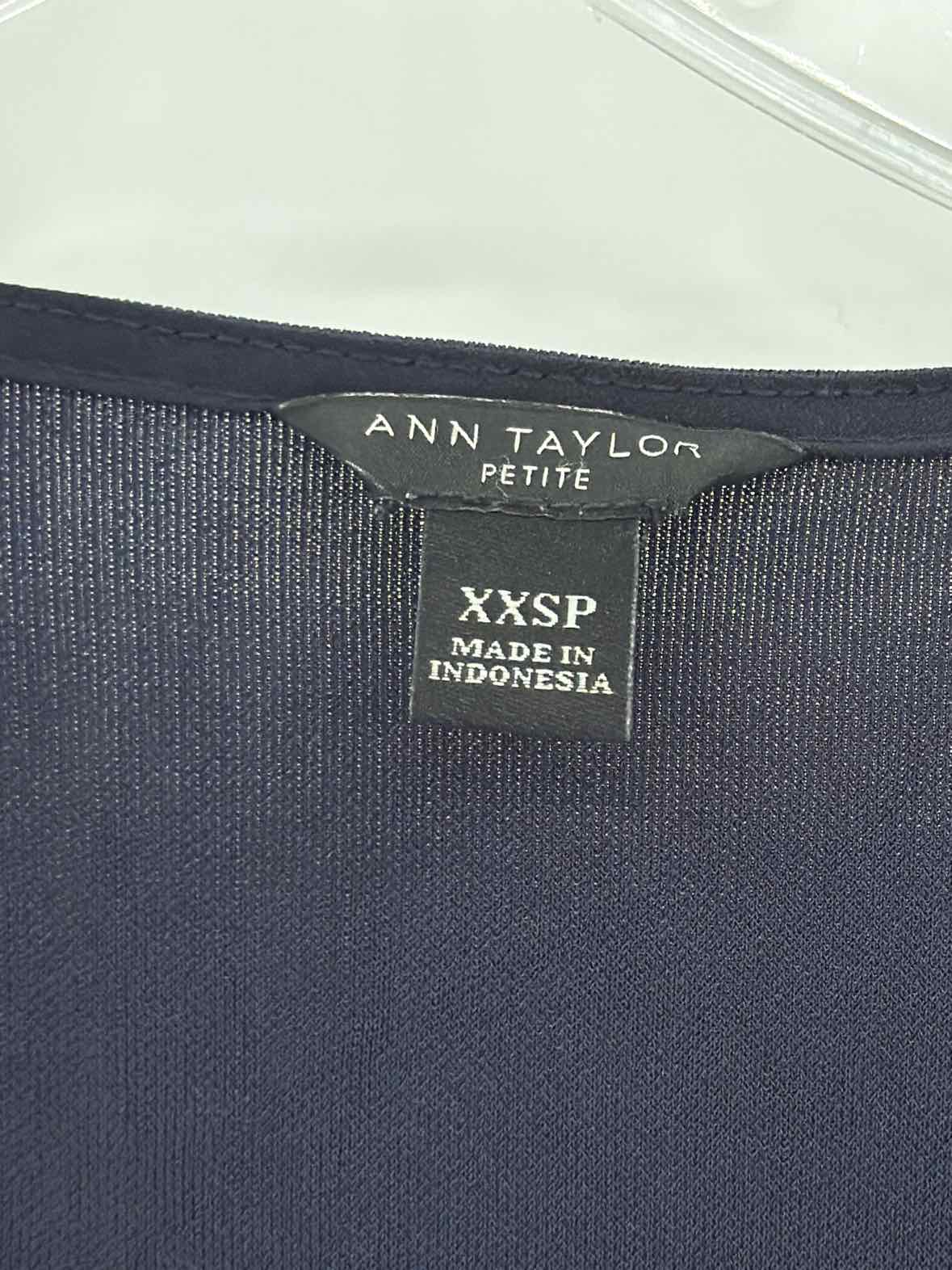Pre-Owned Ann Taylor Navy Size XXS Blouse | True Fashionistas.