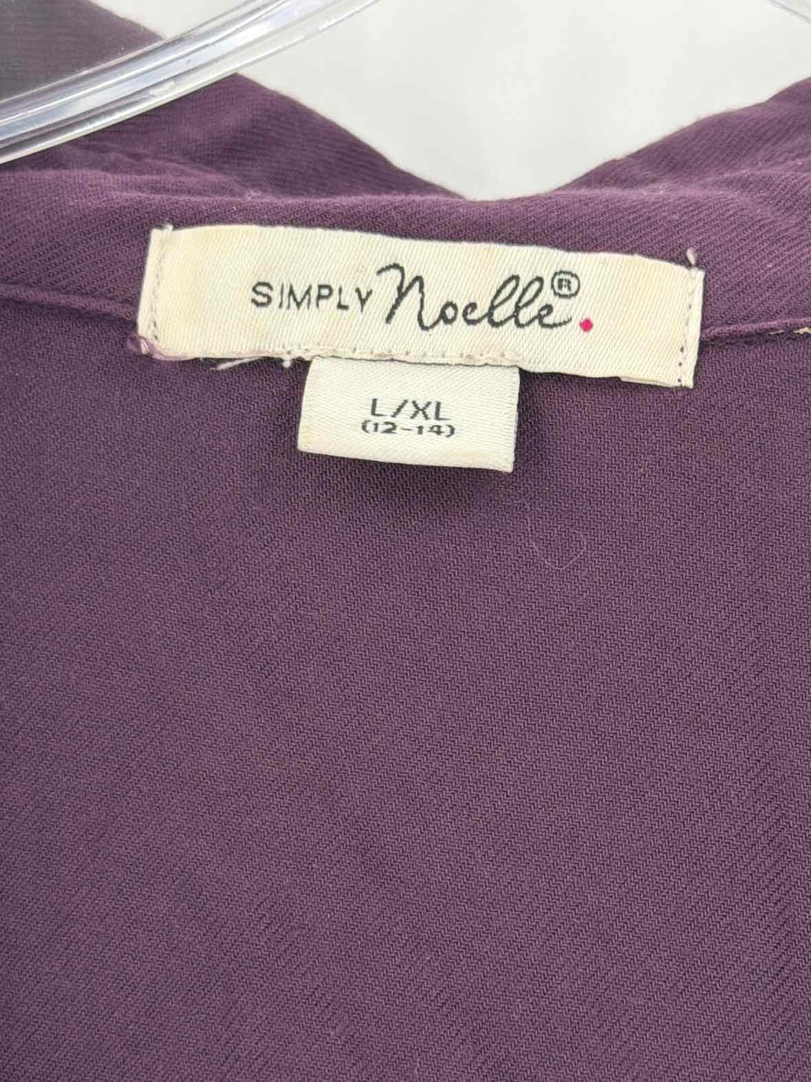 Pre-Owned Simply Noelle Purple Size L/XL Button Down | True Fashionistas.