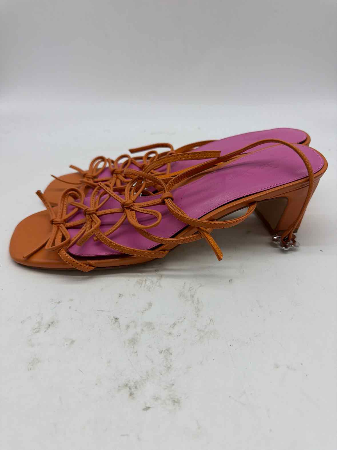 Pre-Owned Lisa Says Gah Orange Size 9 Strappy Heels | True Fashionistas.
