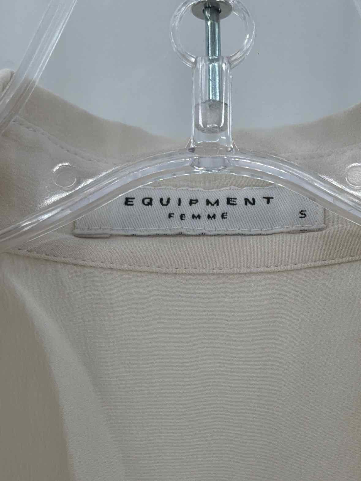 Pre-Owned Equipment Ivory Size Small Tank Top | True Fashionistas.
