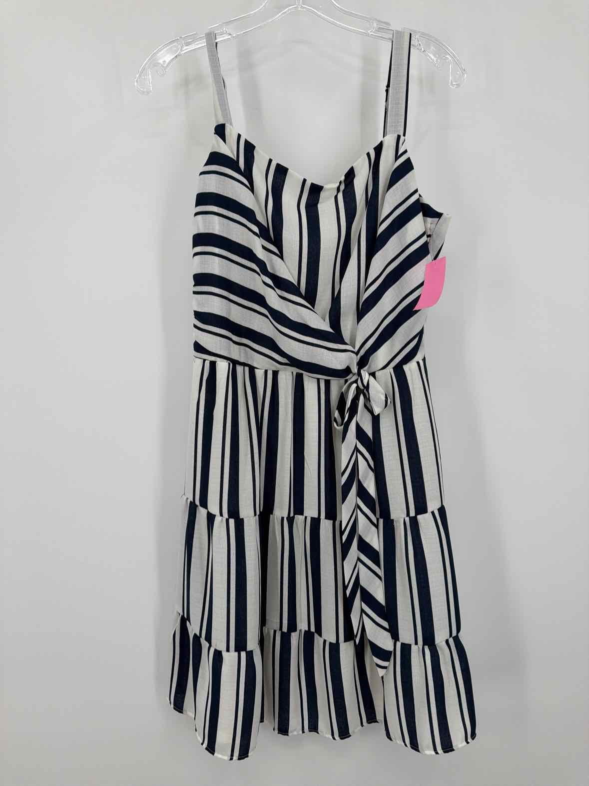 Pre-Owned Nicole Miller Studio Blue Size 12 Short Sleeveless Dress | True Fashionistas.