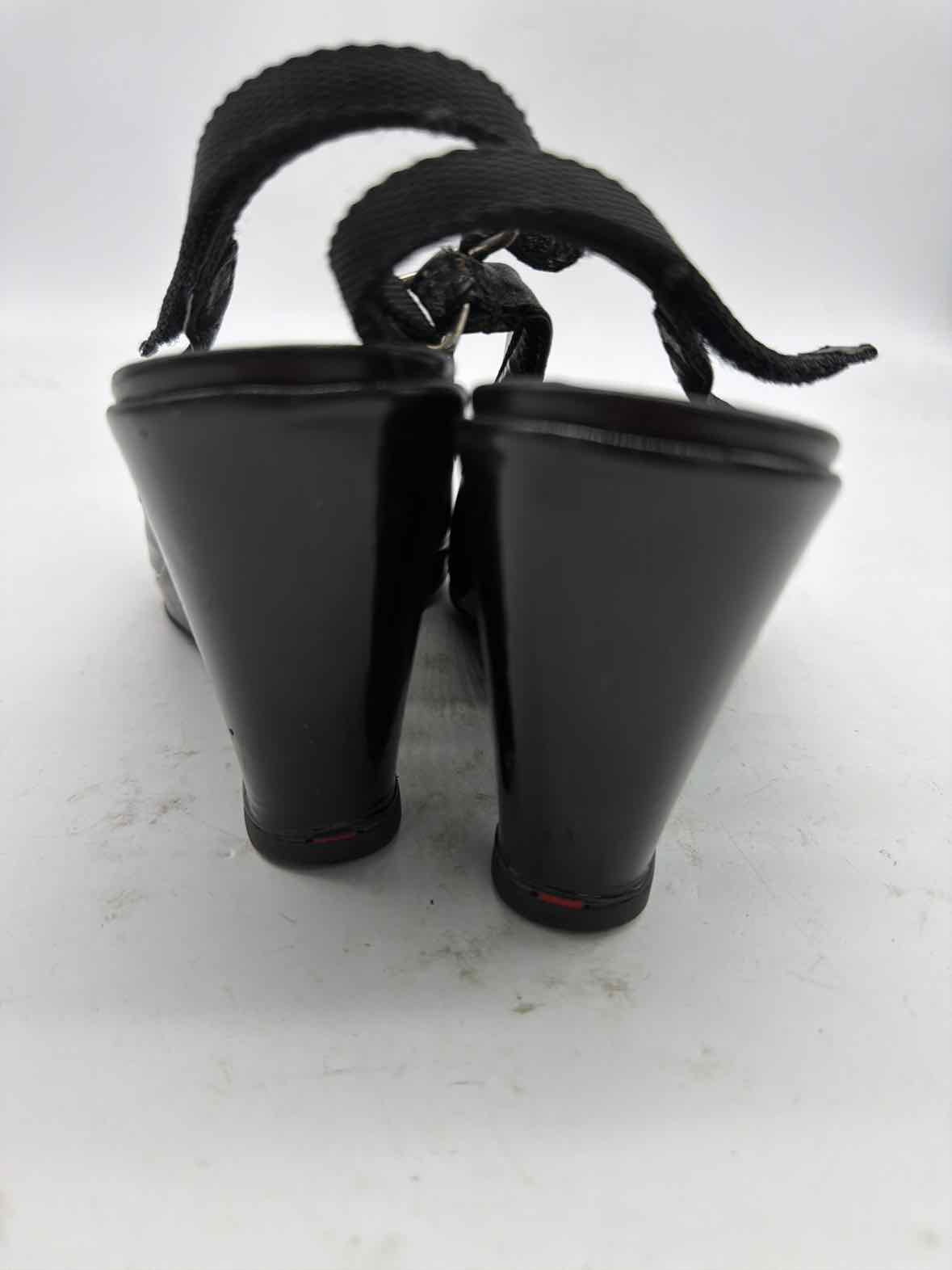 Pre-Owned Prada Black Size 6.5 Patent Leather Wedge Heels | True Fashionistas.