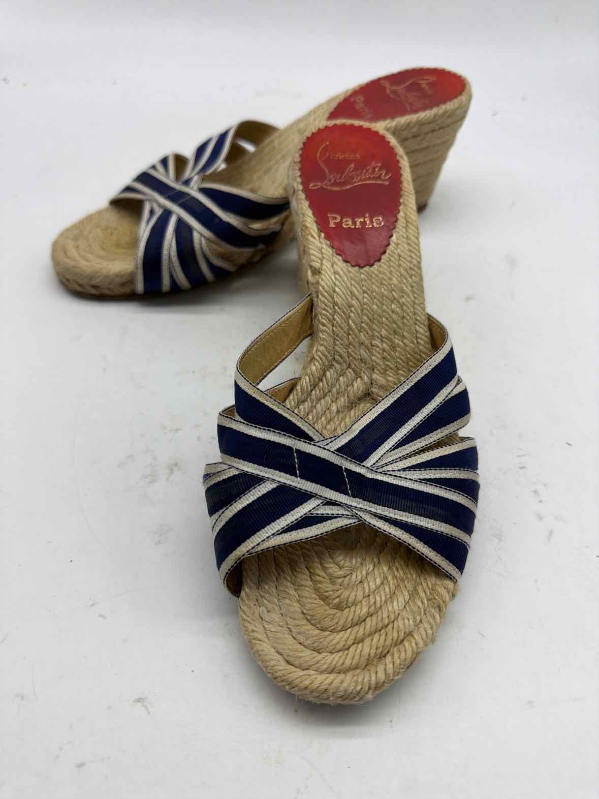 Pre-Owned Christian Louboutin Navy Size 7 Espadrille Heels | True Fashionistas.