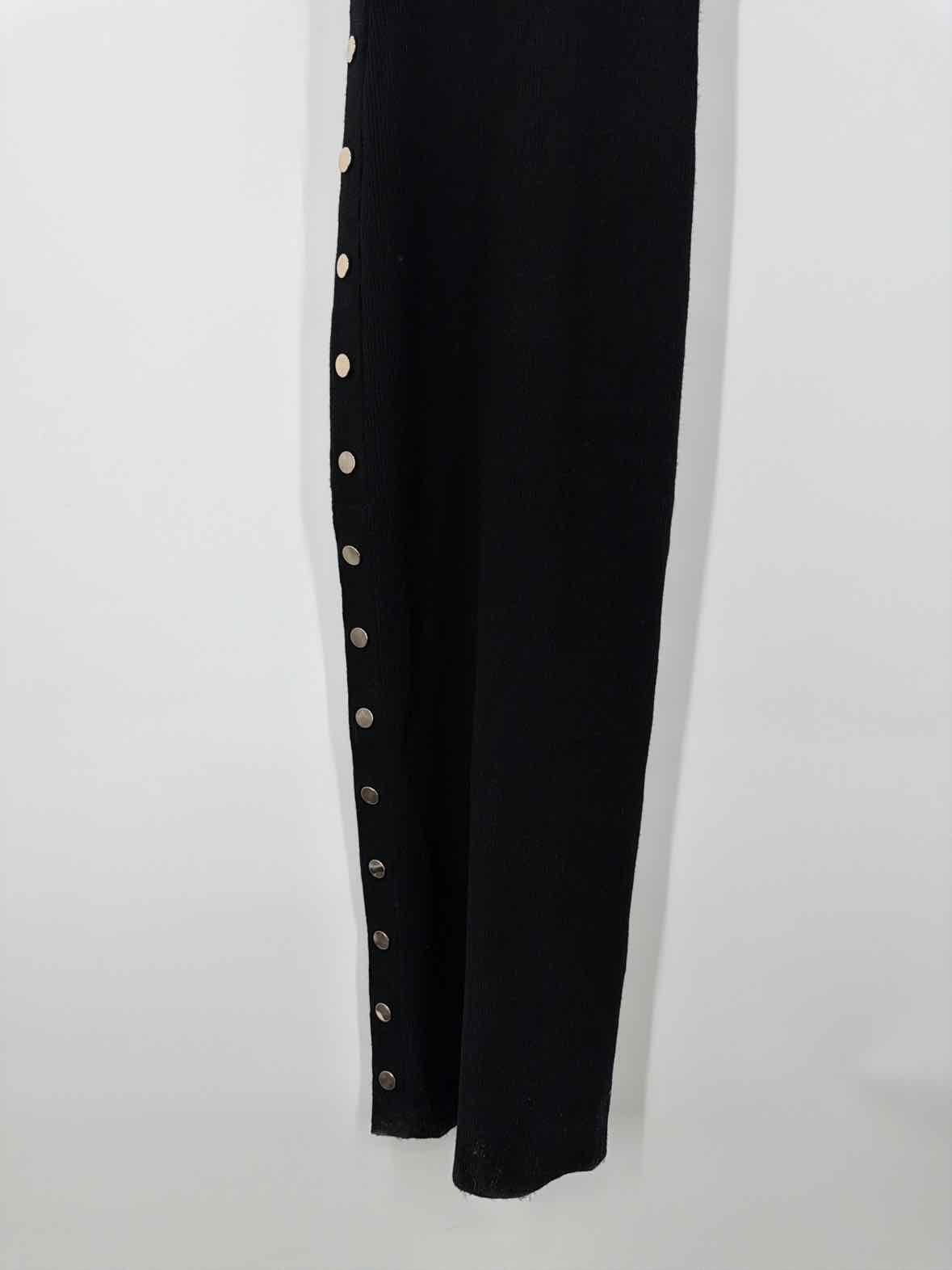 Pre-Owned Alice + Olivia Black Size Large Knit Long Sleeveless Dress | True Fashionistas.