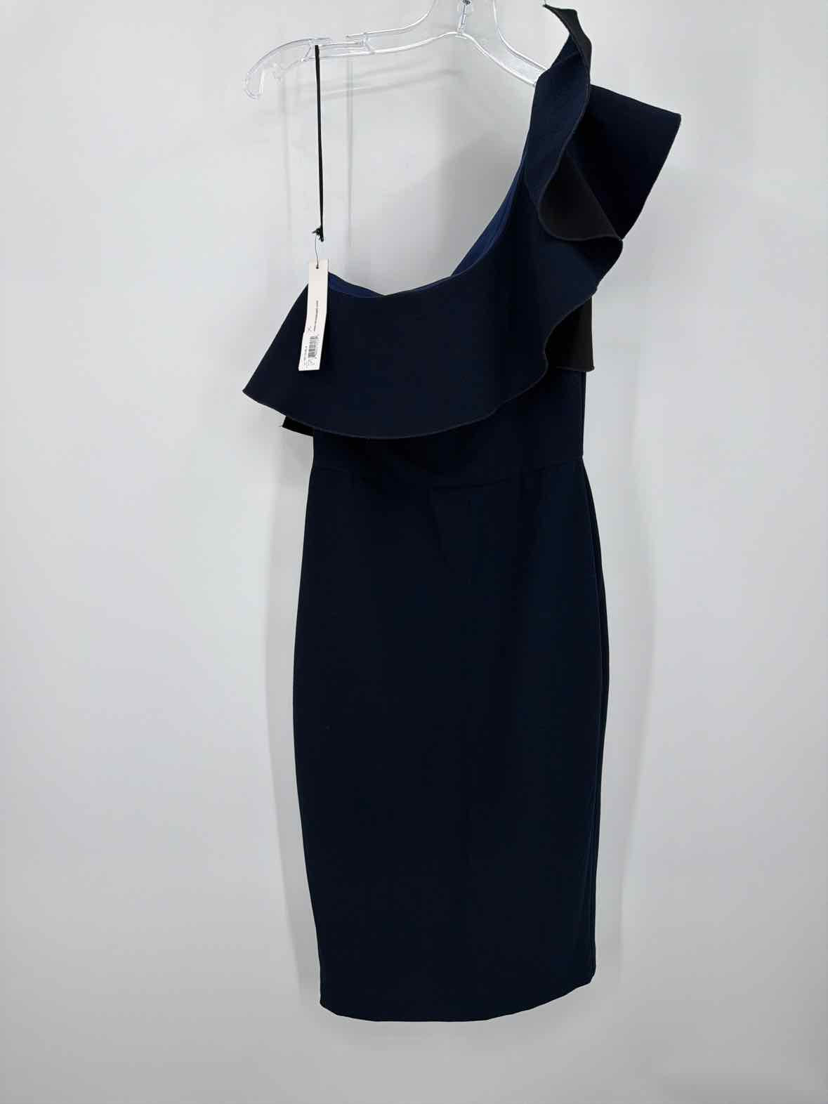 Pre-Owned AIDA Black Size 6 Short Sleeveless Dress | True Fashionistas.
