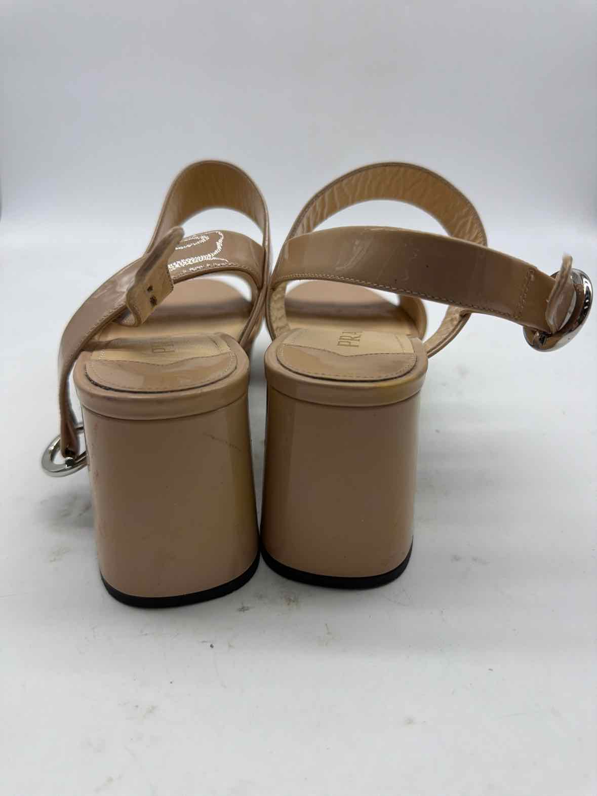 Pre-Owned Prada Tan Size 7 Patent Leather Block Heel Heels | True Fashionistas.