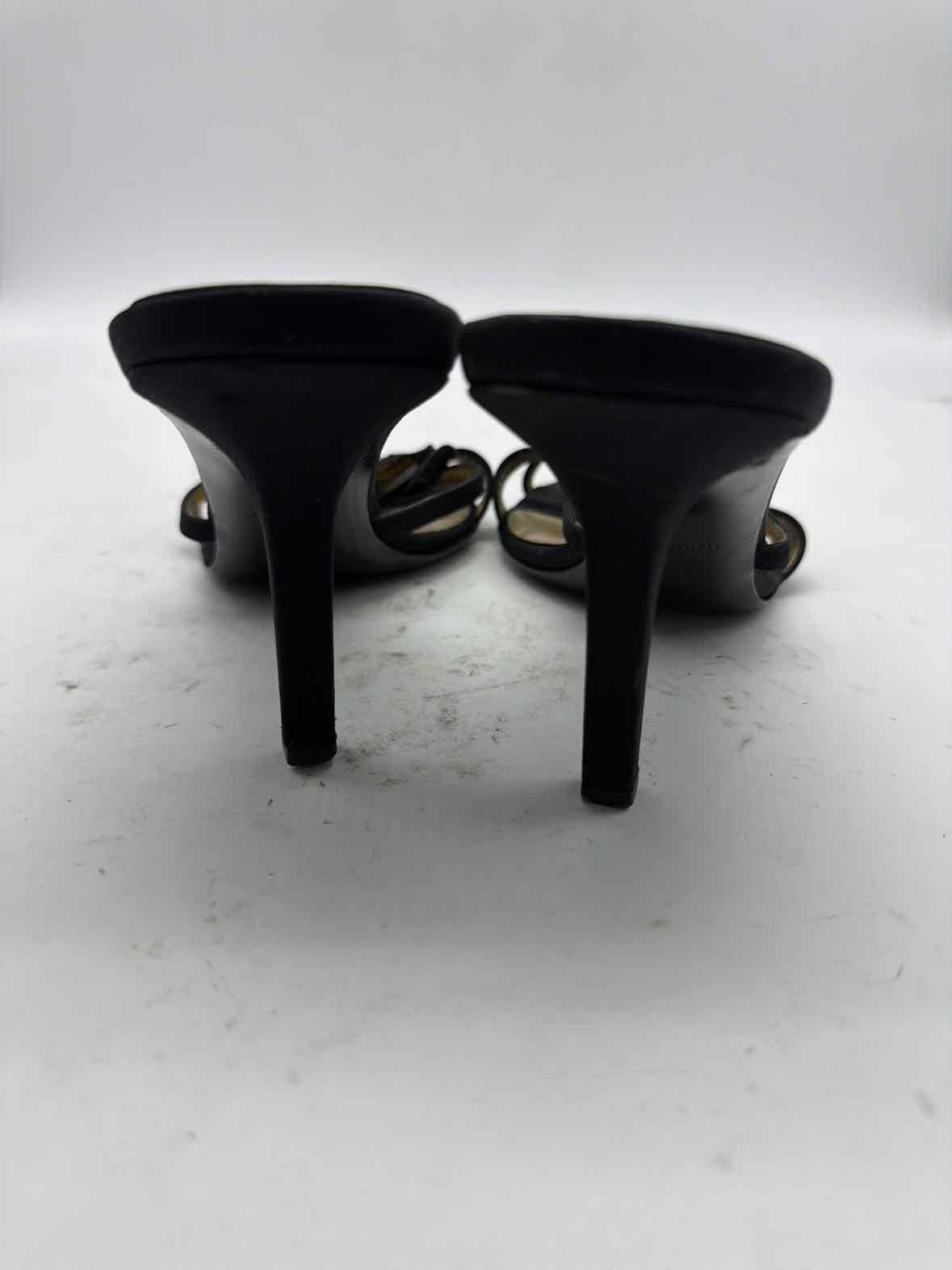 Pre-Owned Chanel Black Size 9.5 Mule Heels | True Fashionistas.