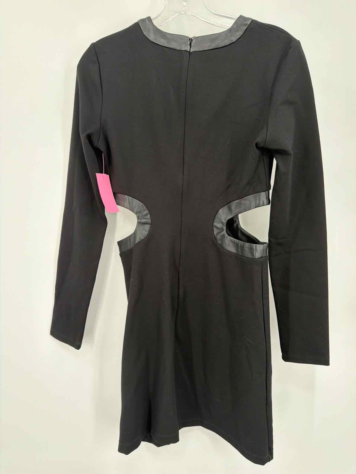 Pre-Owned Staud Black Size Medium Short Long Sleeve Dress | True Fashionistas.