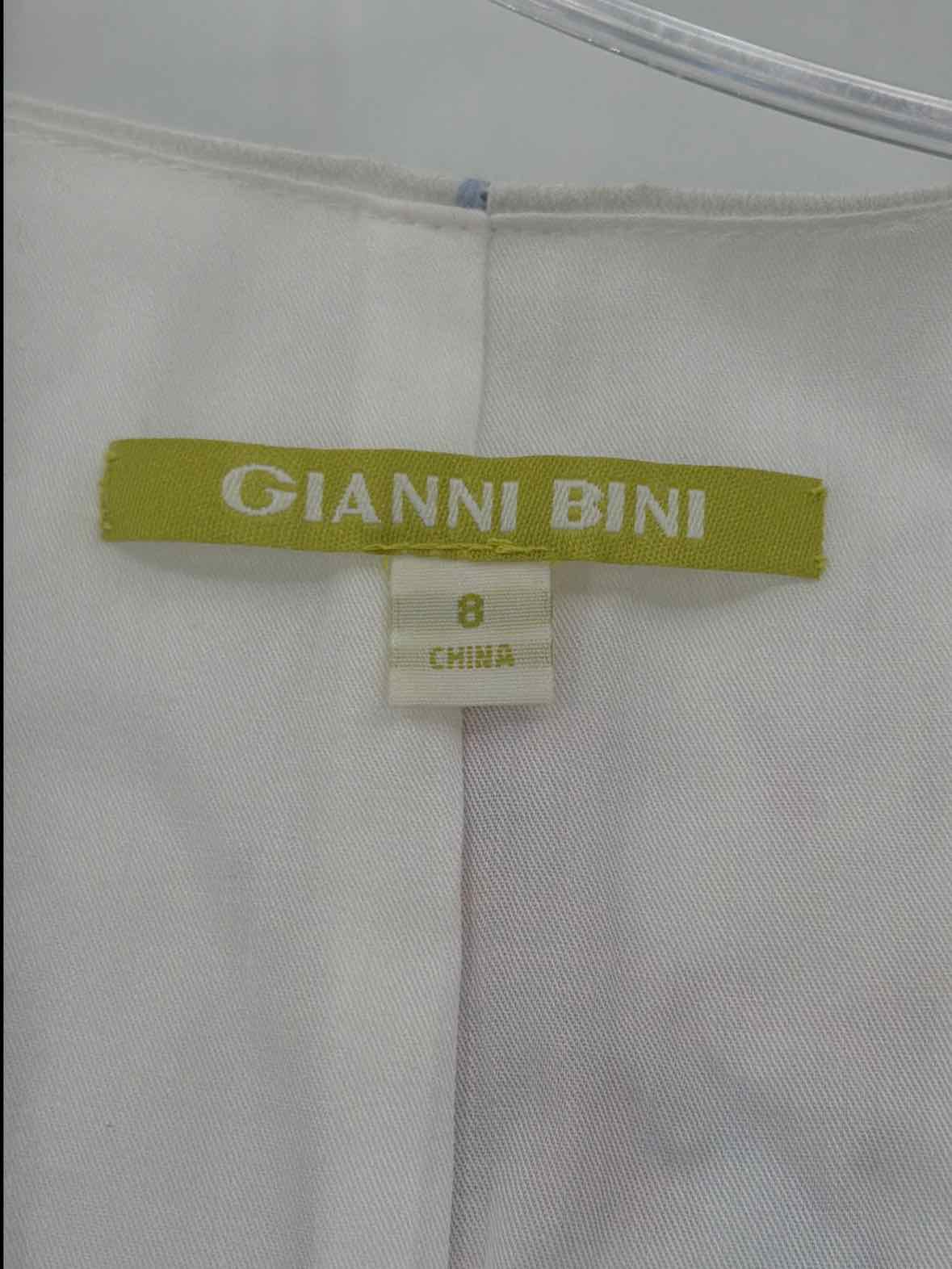 Pre-Owned Gianni Bini White Size 8 Short Sleeveless Dress | True Fashionistas.