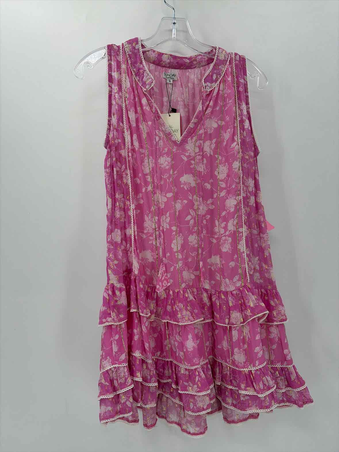 Pre-Owned Sunday Pink Size Small Short Sleeveless Dress | True Fashionistas.