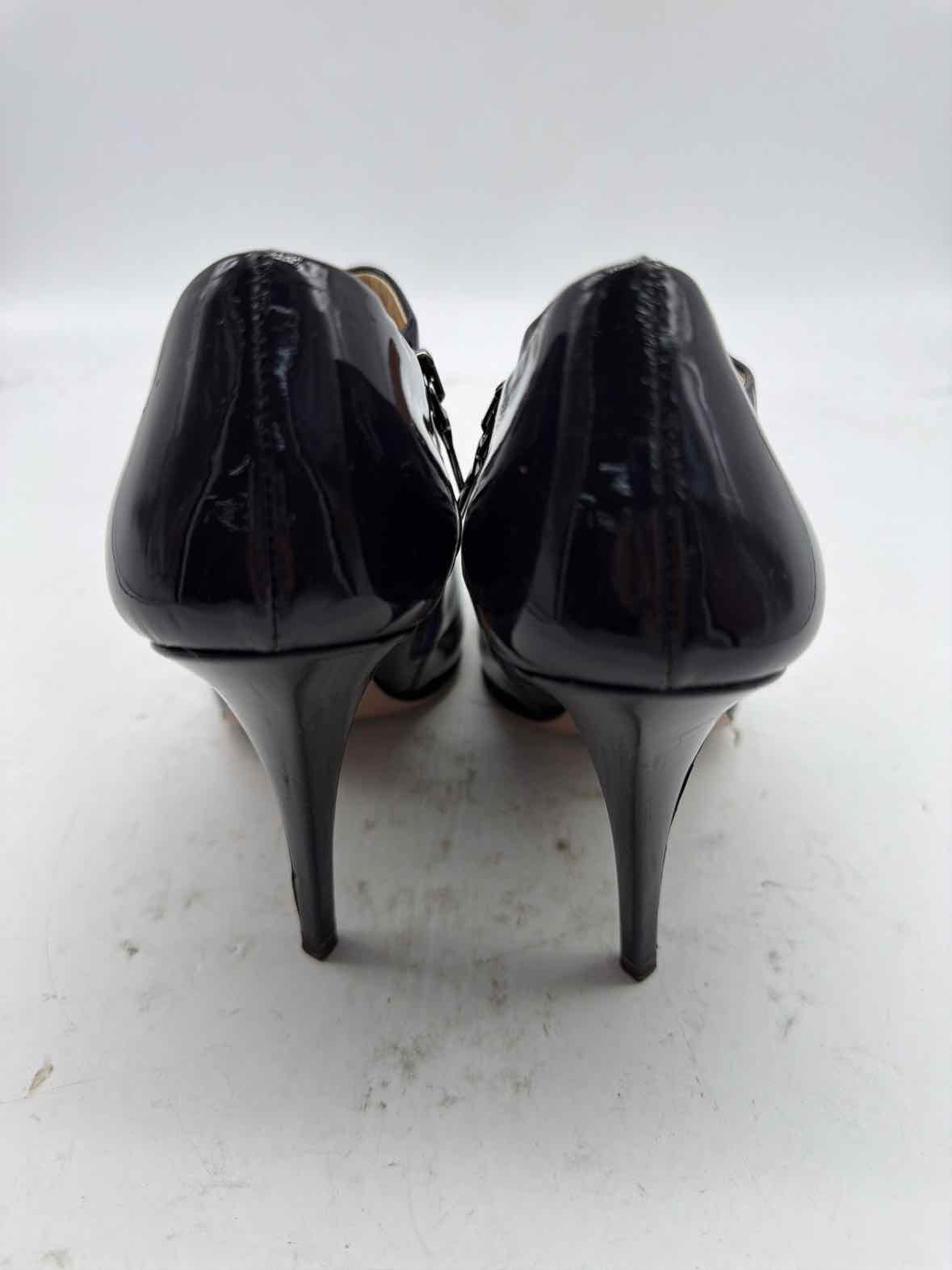 Pre-Owned Prada Purple Size 6.5 Patent Leather Ankle Boot Boots | True Fashionistas.