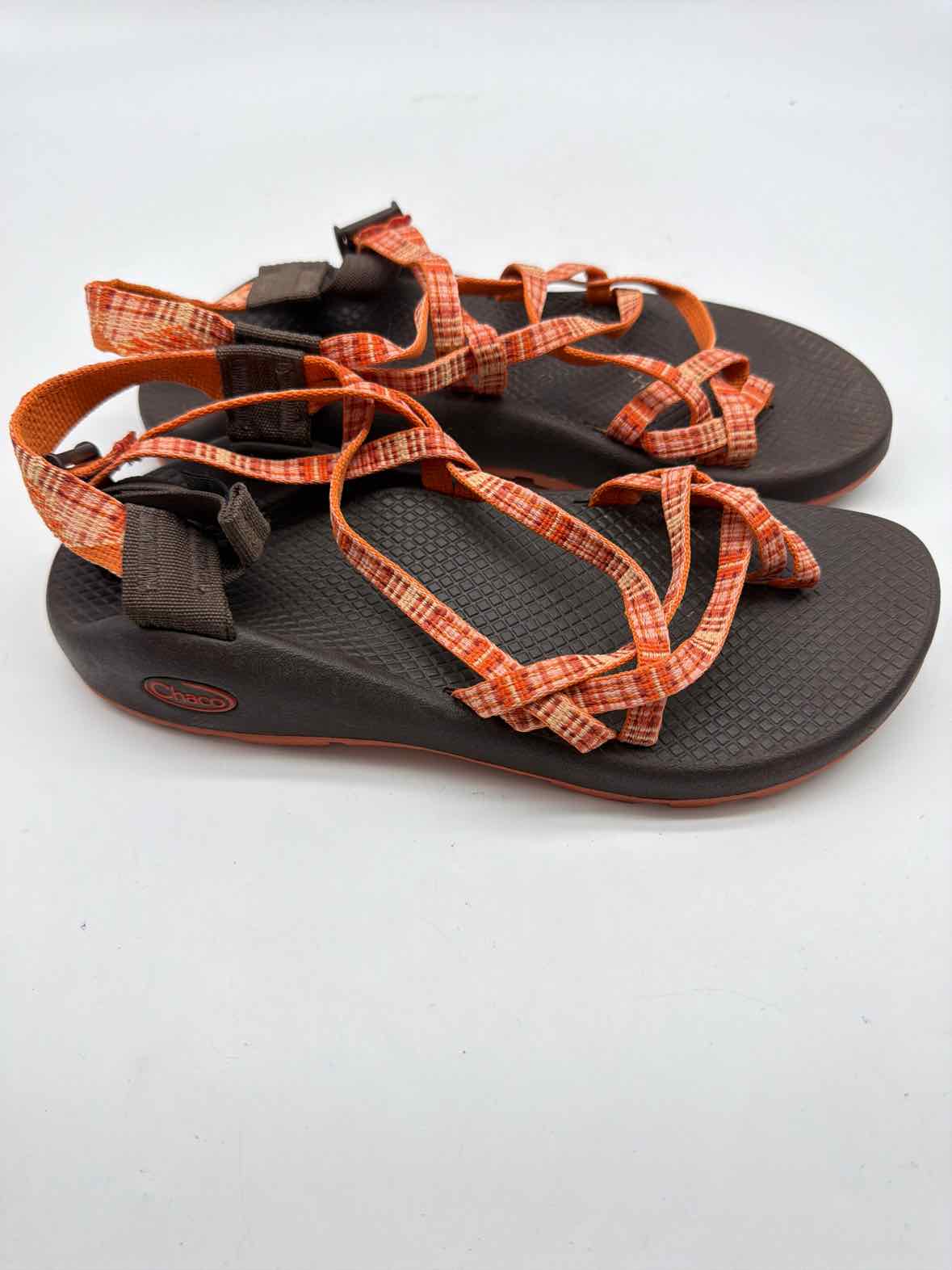 Pre-Owned Chaco Brown Size 8 Strappy Sandals | True Fashionistas.