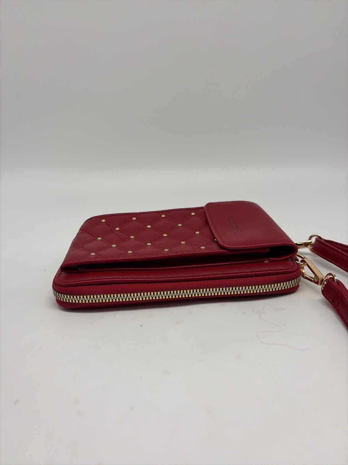 Pre-Owned Montana West Red Crossbody Crossbody | True Fashionistas.