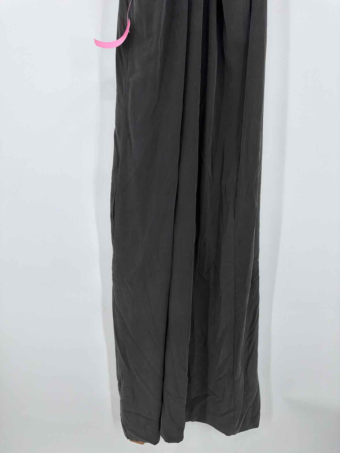 Pre-Owned The Eight Senses Grey Size Medium Long Sleeveless Dress | True Fashionistas.