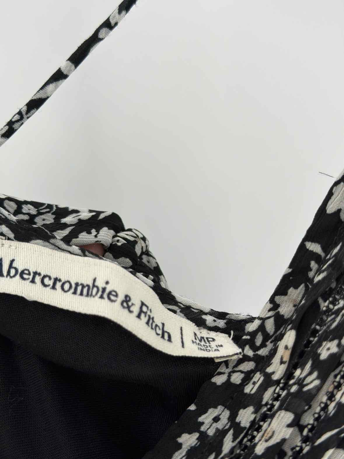 Pre-Owned Abercrombie & Fitch Black Size Medium Short Sleeveless Dress | True Fashionistas.