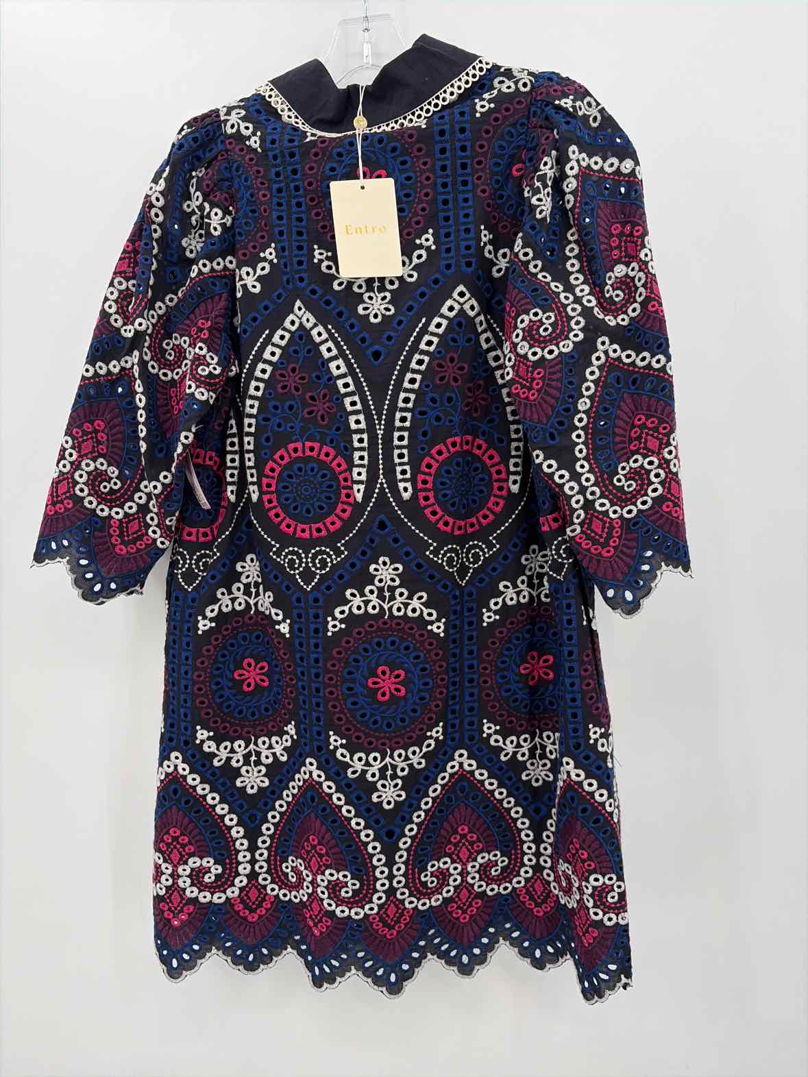 Entro Black Size Small Eyelet Short Long Sleeve Dress | True Fashionistas.