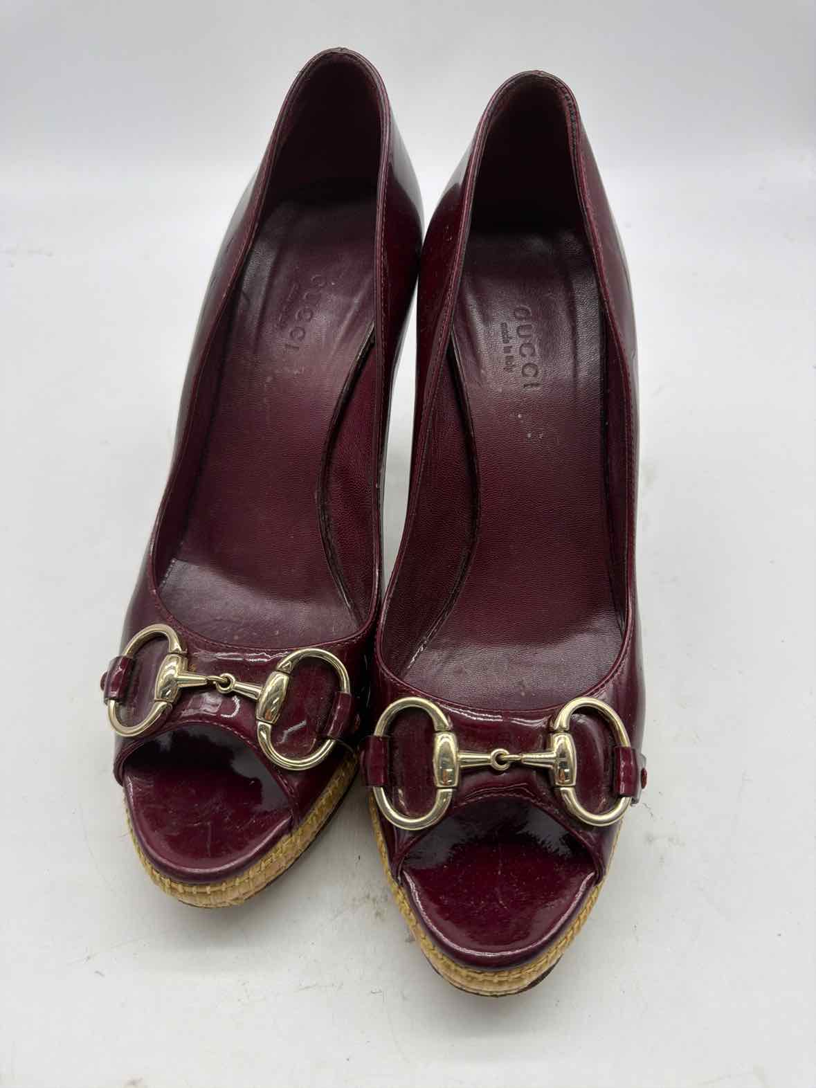 Pre-Owned Gucci Purple Size 7.5 Patent Leather Peep Toe Heels | True Fashionistas.