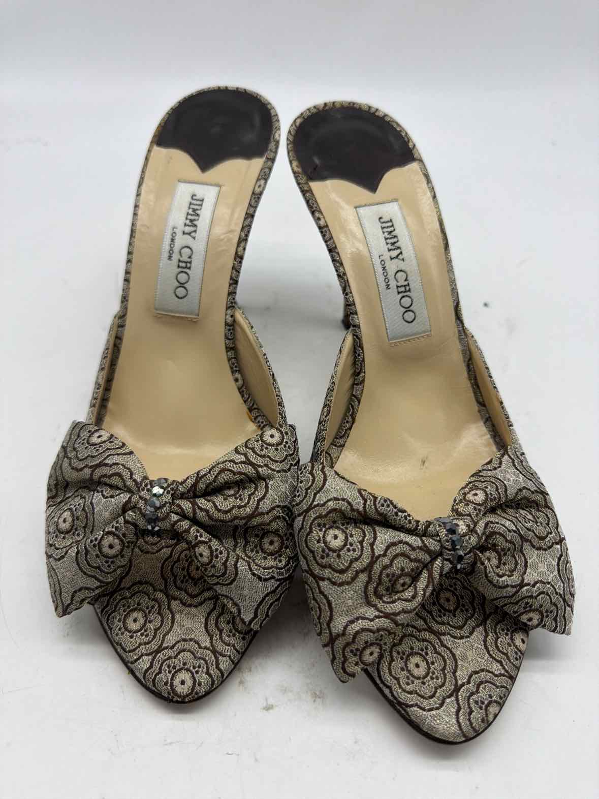 Pre-Owned Jimmy Choo Grey Size 10 Mule Heels | True Fashionistas.