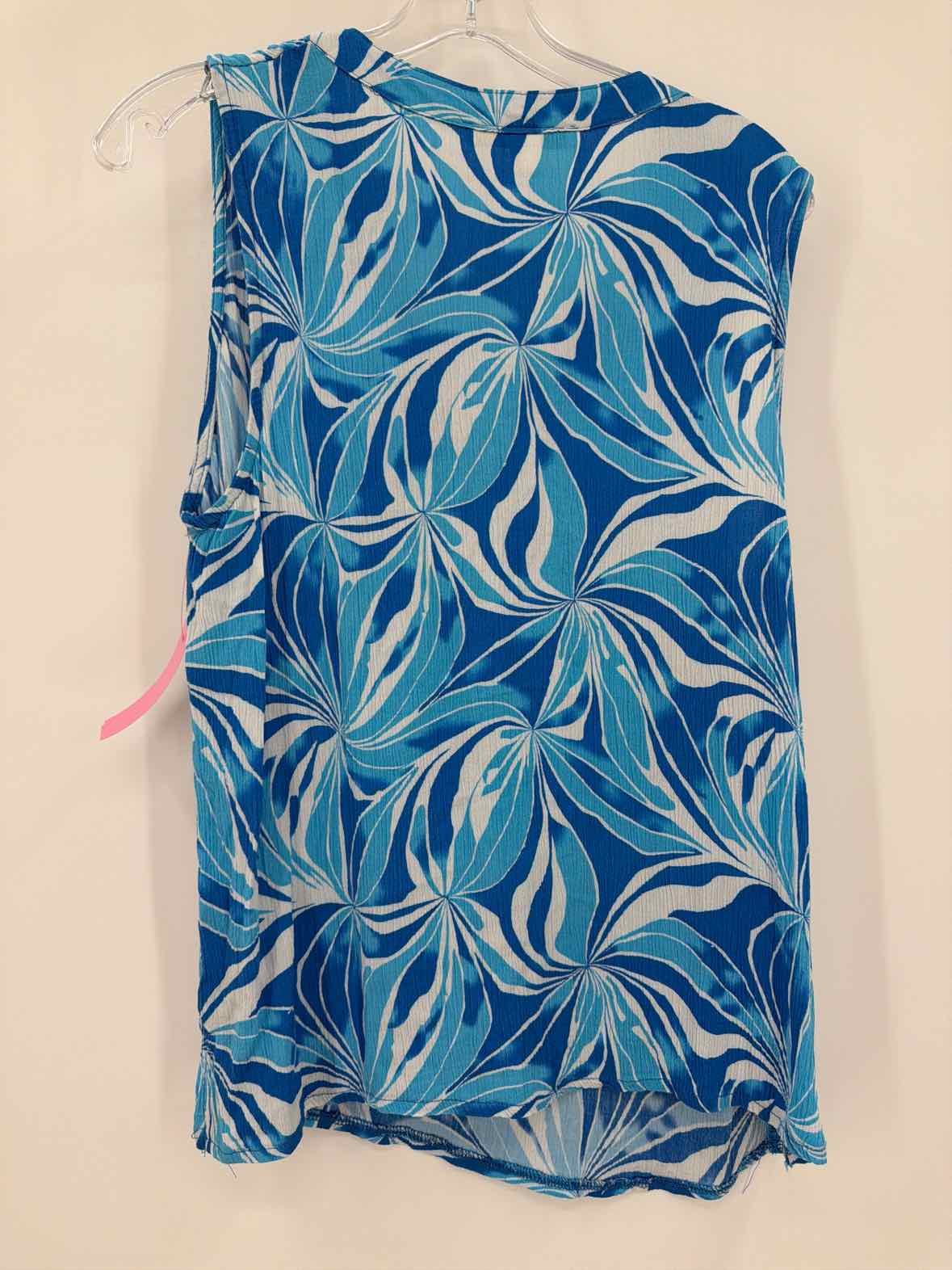 Pre-Owned Juniper + Lime Blue Size XL Tank Top | True Fashionistas.