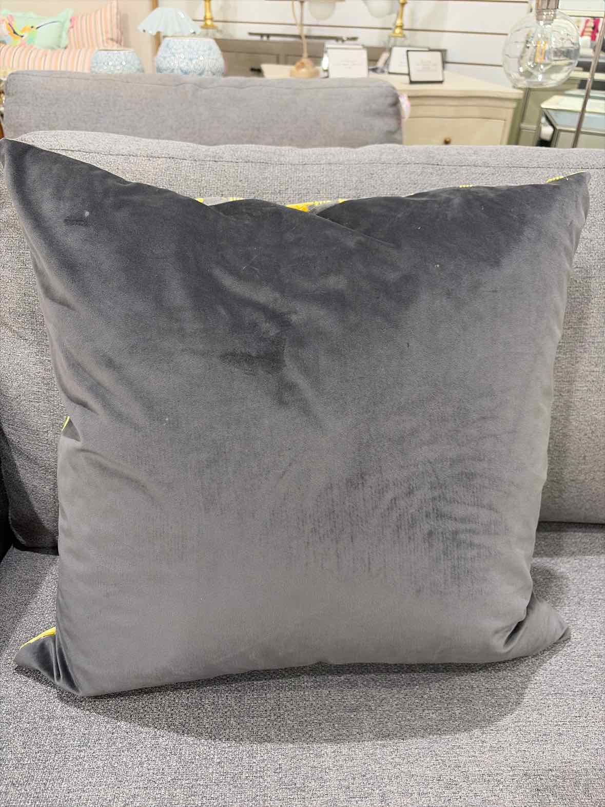 Gray & Yellow Geo Design Pillow | True Fashionistas.