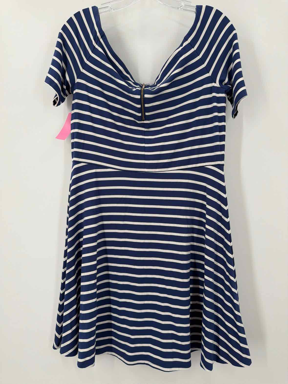 Pre-Owned WHBM Blue Size Medium Stripe Short Short Sleeve Dress | True Fashionistas.