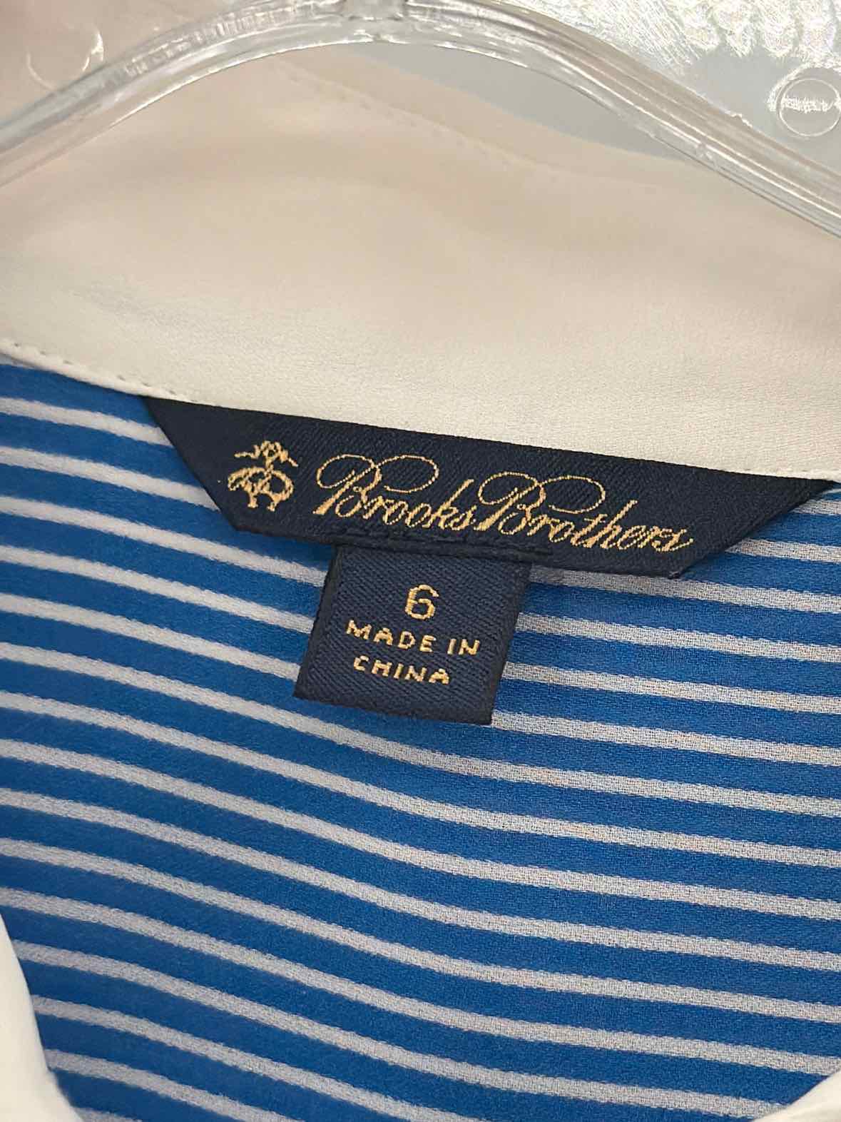 Pre-Owned Brooks Brothers Blue Size 6 Stripe Button Down | True Fashionistas.